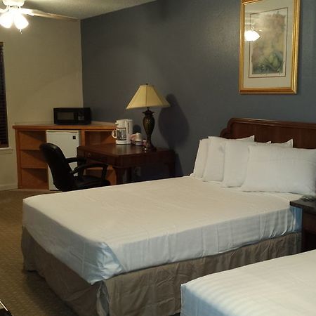 Four Horseman Travel Lodge Pilot Point Luaran gambar