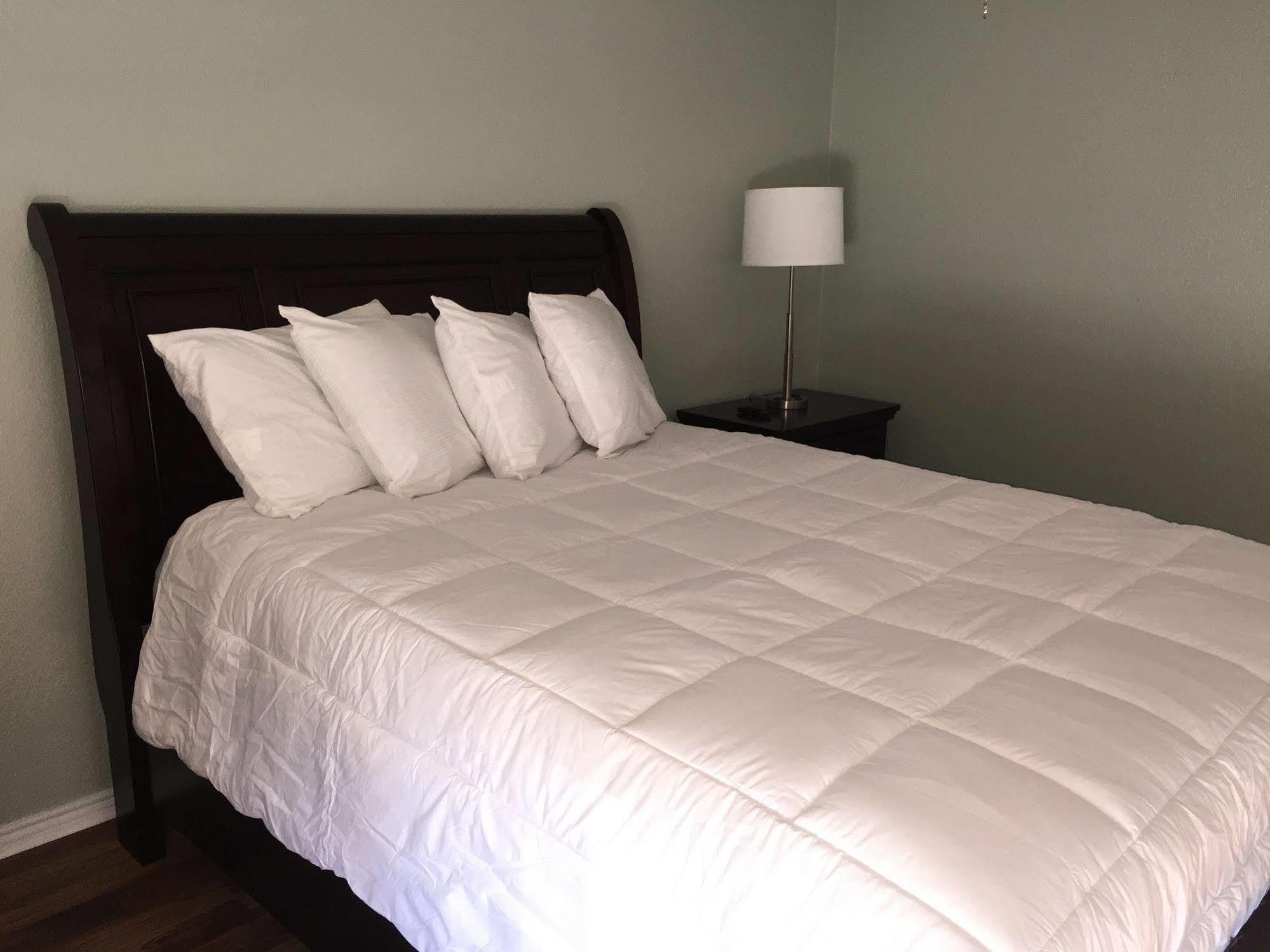 Four Horseman Travel Lodge Pilot Point Luaran gambar